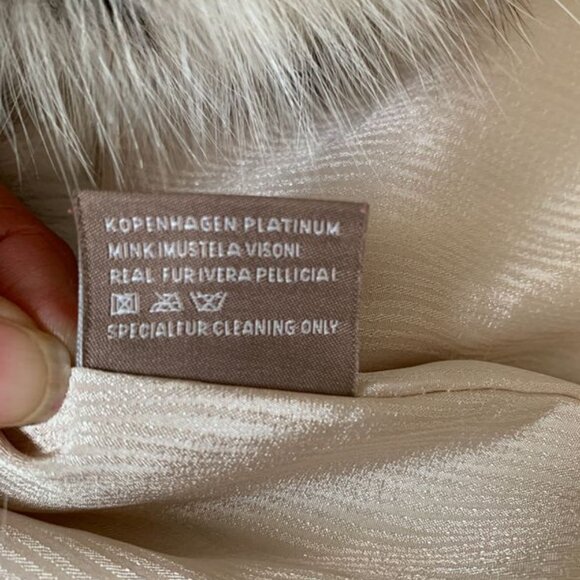 Vintage Platinum Mink Fur Vest - Picture 2 of 4